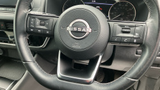 Nissan Qashqai 1.3 DiG-T MH Acenta Premium 5dr Petrol Hatchback